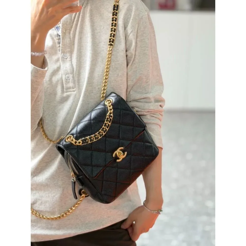 Chanel Women Pre-Loved Bag Very Good Condition